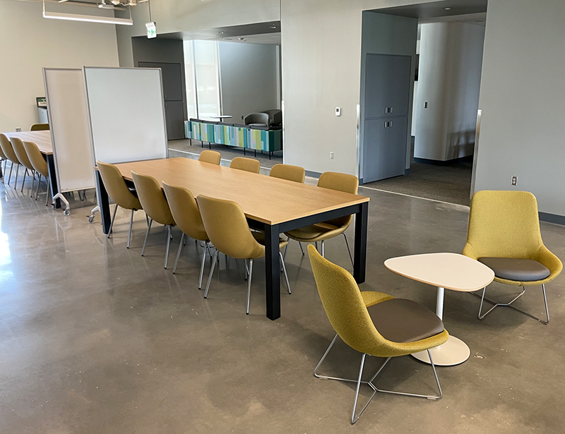 Tables and sitting area at the Student Organizations Hub